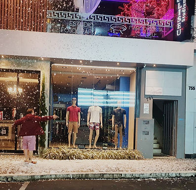‘Neve’ em Catanduva encanta crianças e adultos