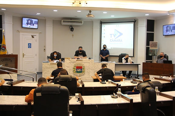 Vereadores aprovam cinco projetos e não acatam veto do Executivo