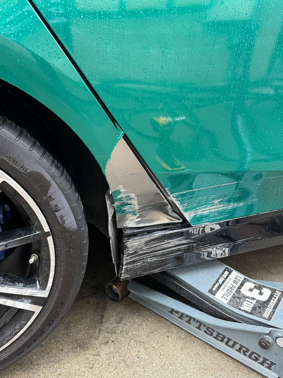 Collision Center in Tujunga