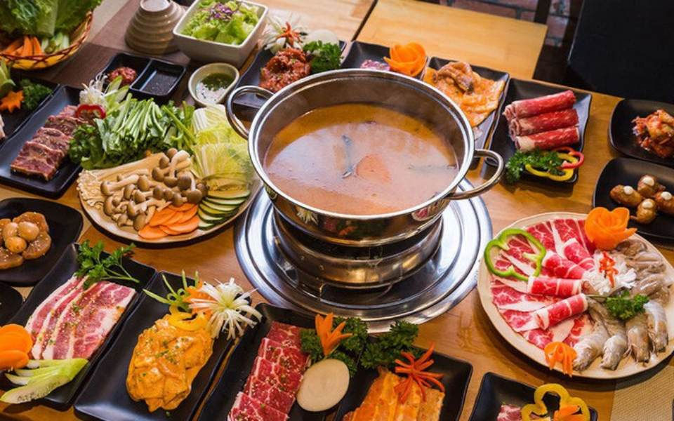 Minh họa món lẩu trong thực đơn đám cưới miền Nam