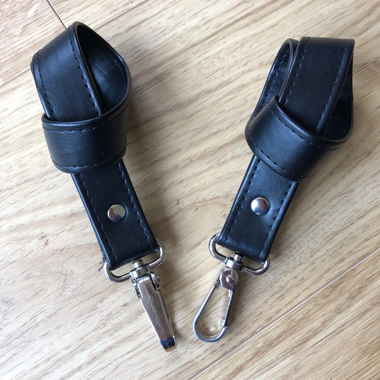 Leather look Bag Clips