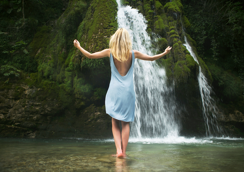 caress flow ettore busatta.png