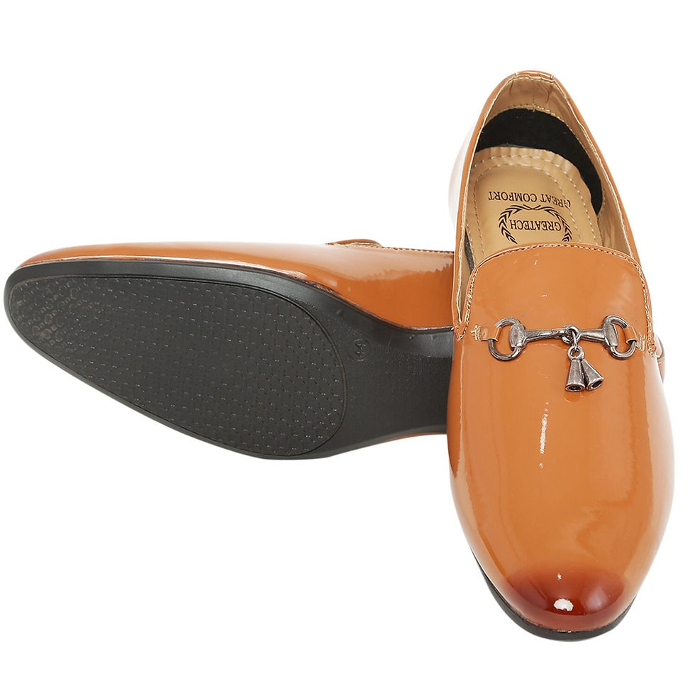 Thumbnail: Classic Glossy Slip-On Shoes