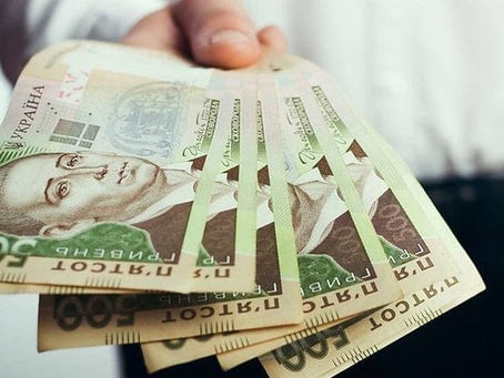 Закон про виплату 8 тисяч ФОПам і найманим працівникам передали на підпис Зеленському.