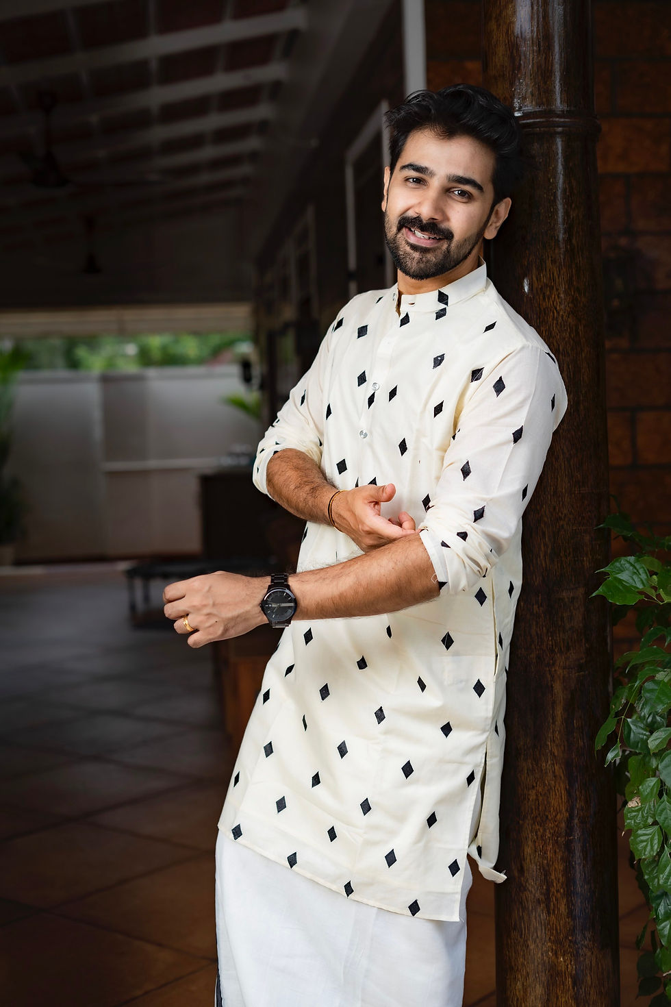 Thumbnail: Sahadev - Black