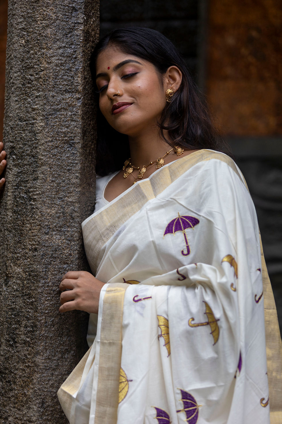 Thumbnail: Kudamatam Saree