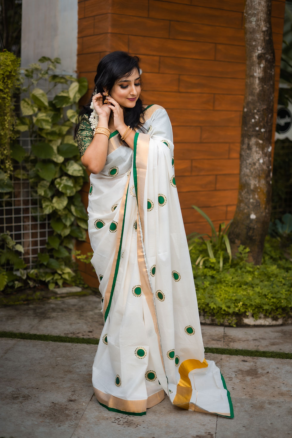 Thumbnail: Shringar (Green)