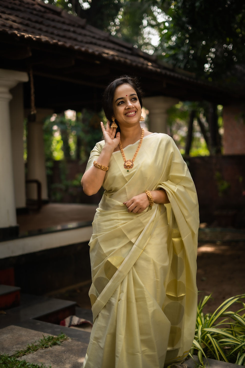 Thumbnail: Bhagyasree