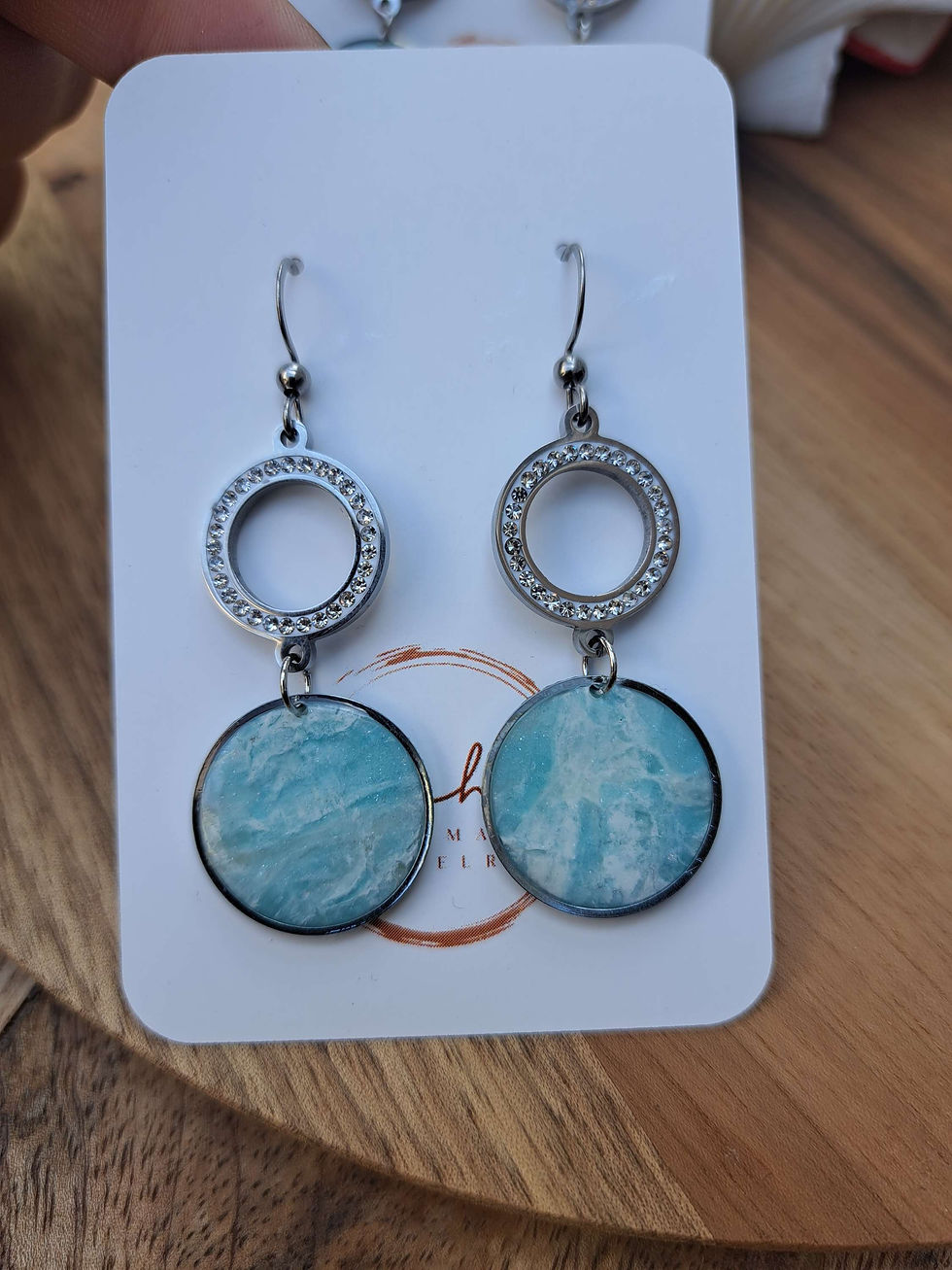 Thumbnail: Handgemaakte oorbellen blauw marmer look