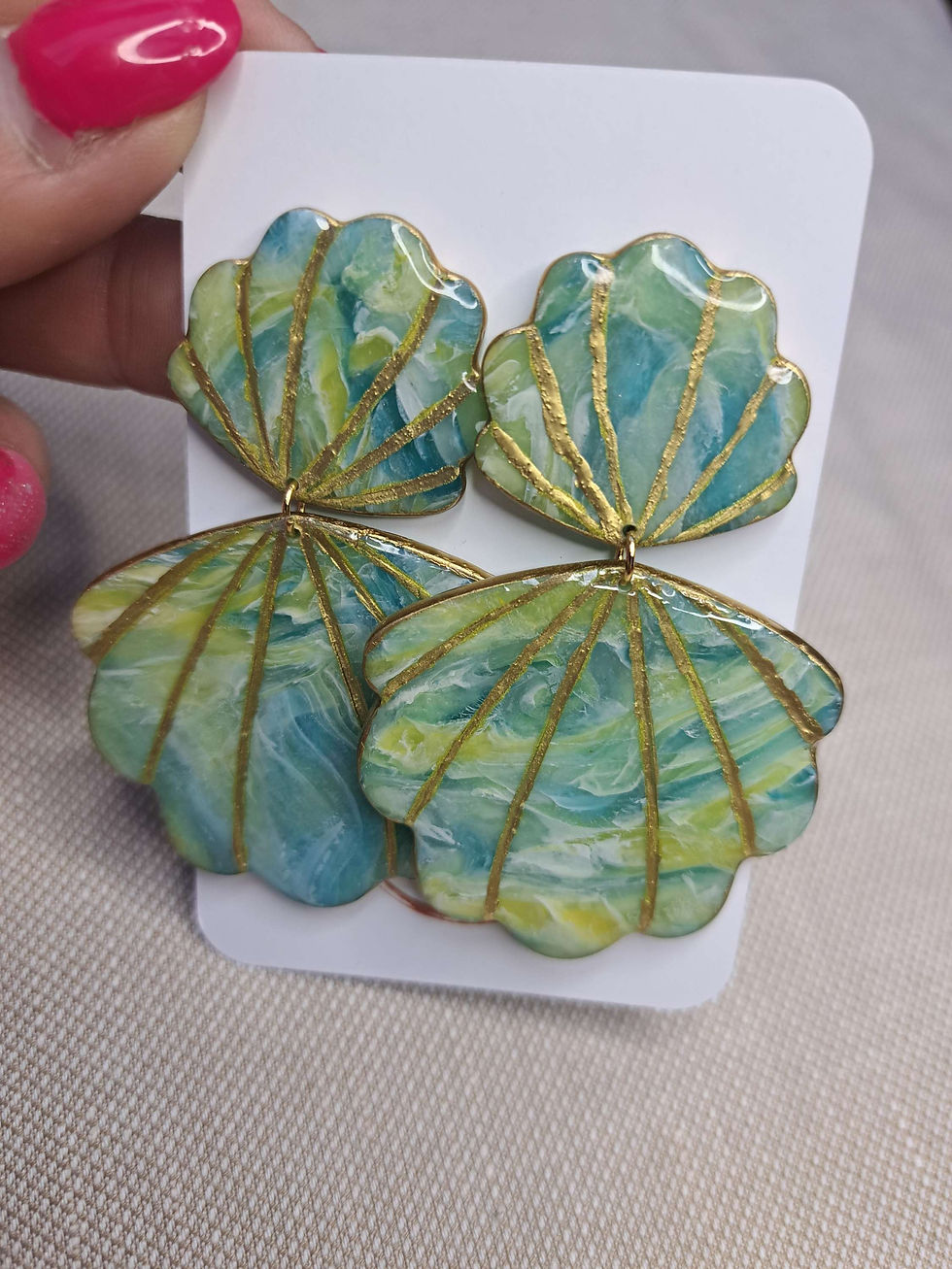 Thumbnail: Spring agate collection big shells