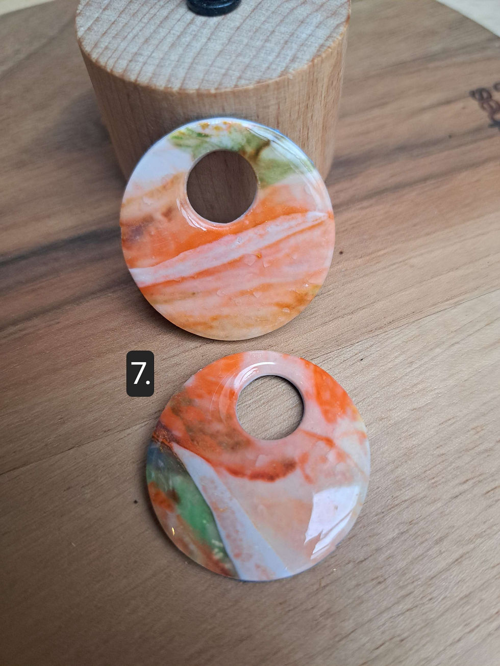 Thumbnail: Bedels oorbellen "biggies" watercolor (set van 2)