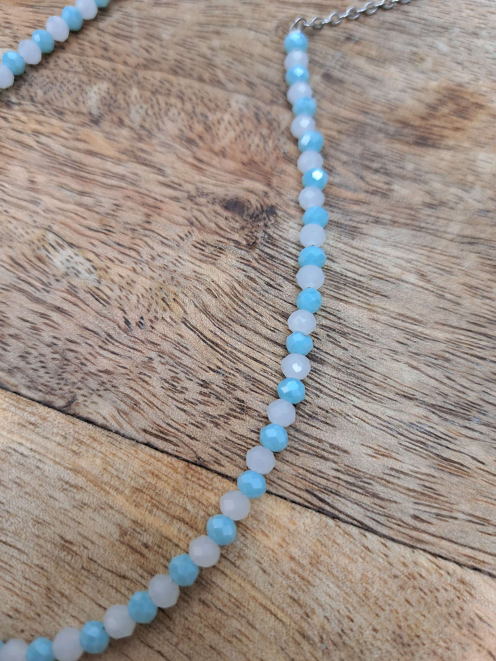 Thumbnail: Sunnglass chain blue white shell