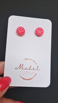 Thumbnail: Smiley studs
