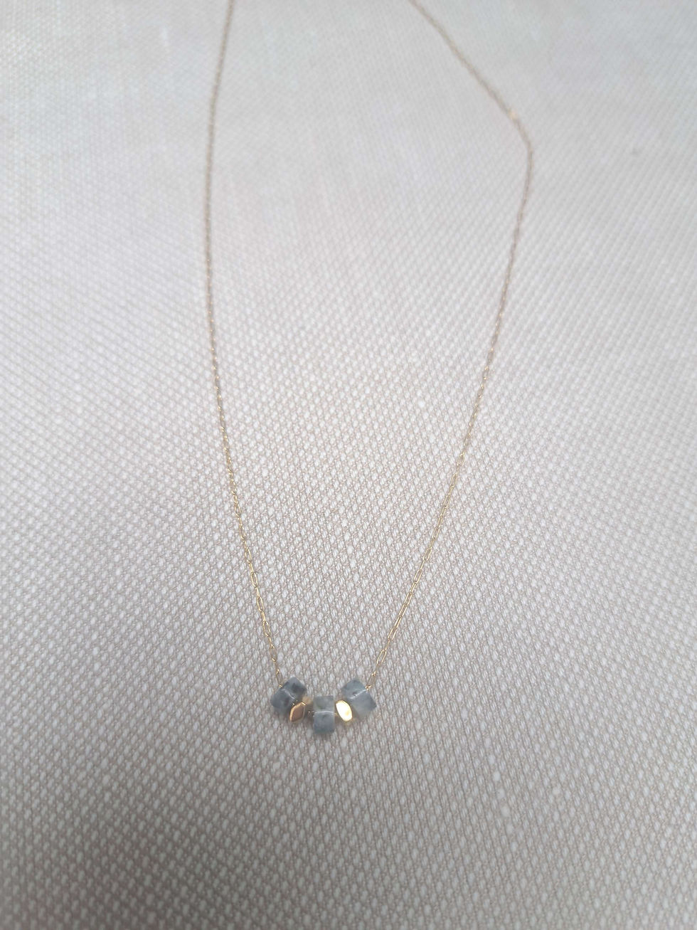 Thumbnail: Ketting african turquoise en hematiet 