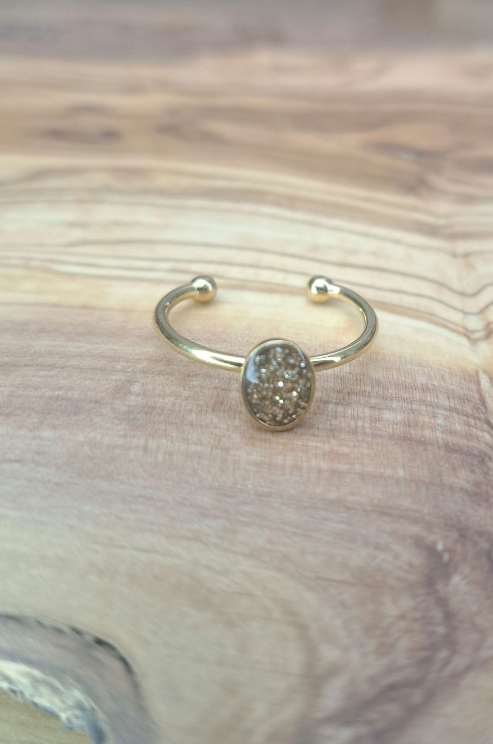 Thumbnail: Glitter festive ring