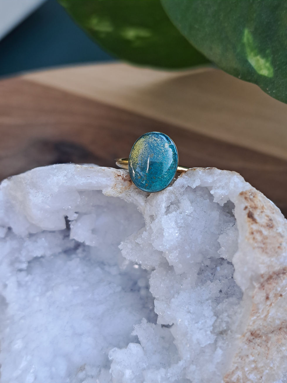 Thumbnail: Blue green ink gold ring 3