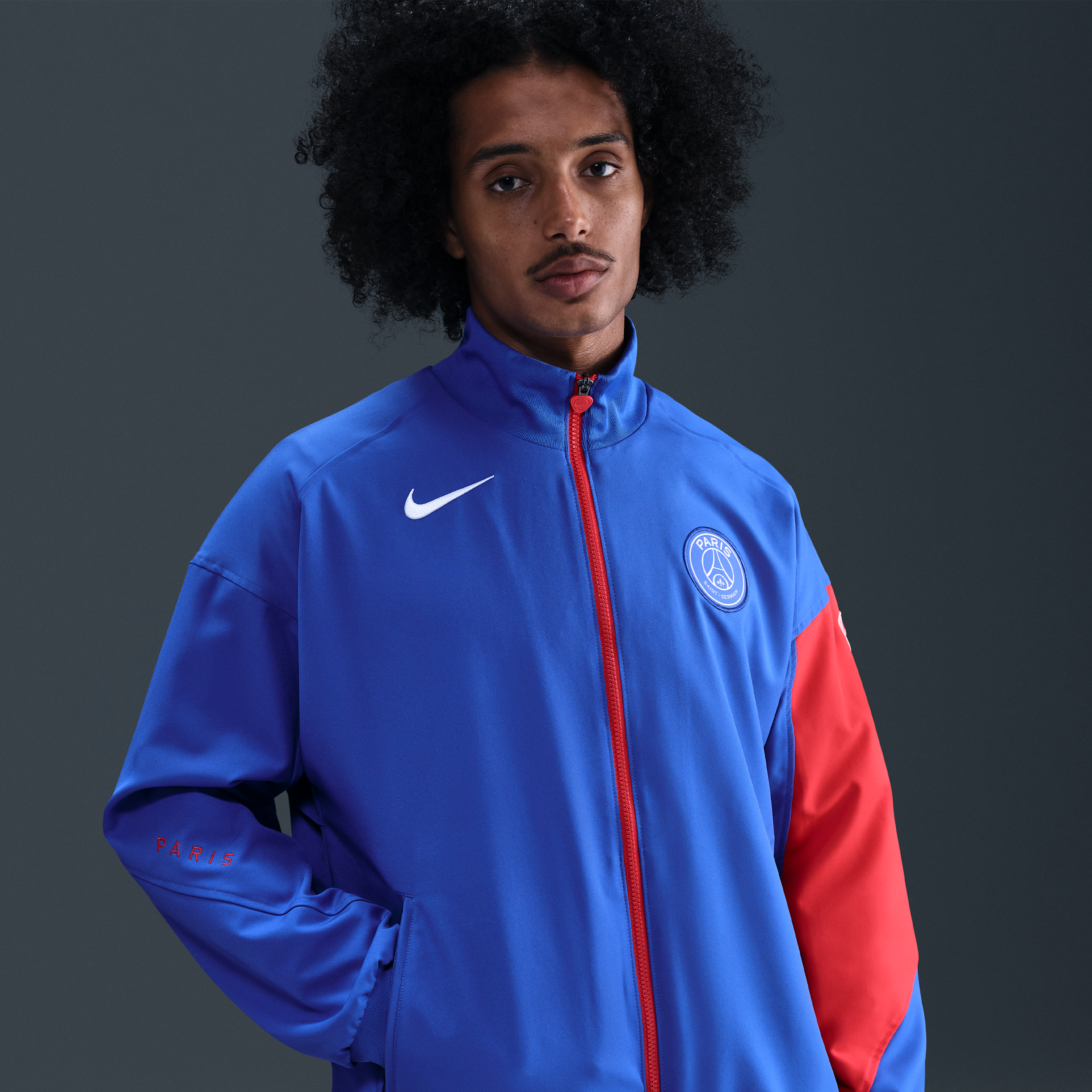 Chamarra Anthem de fútbol Nike Dri-FIT Total 90 del PSG alternativa Strike para