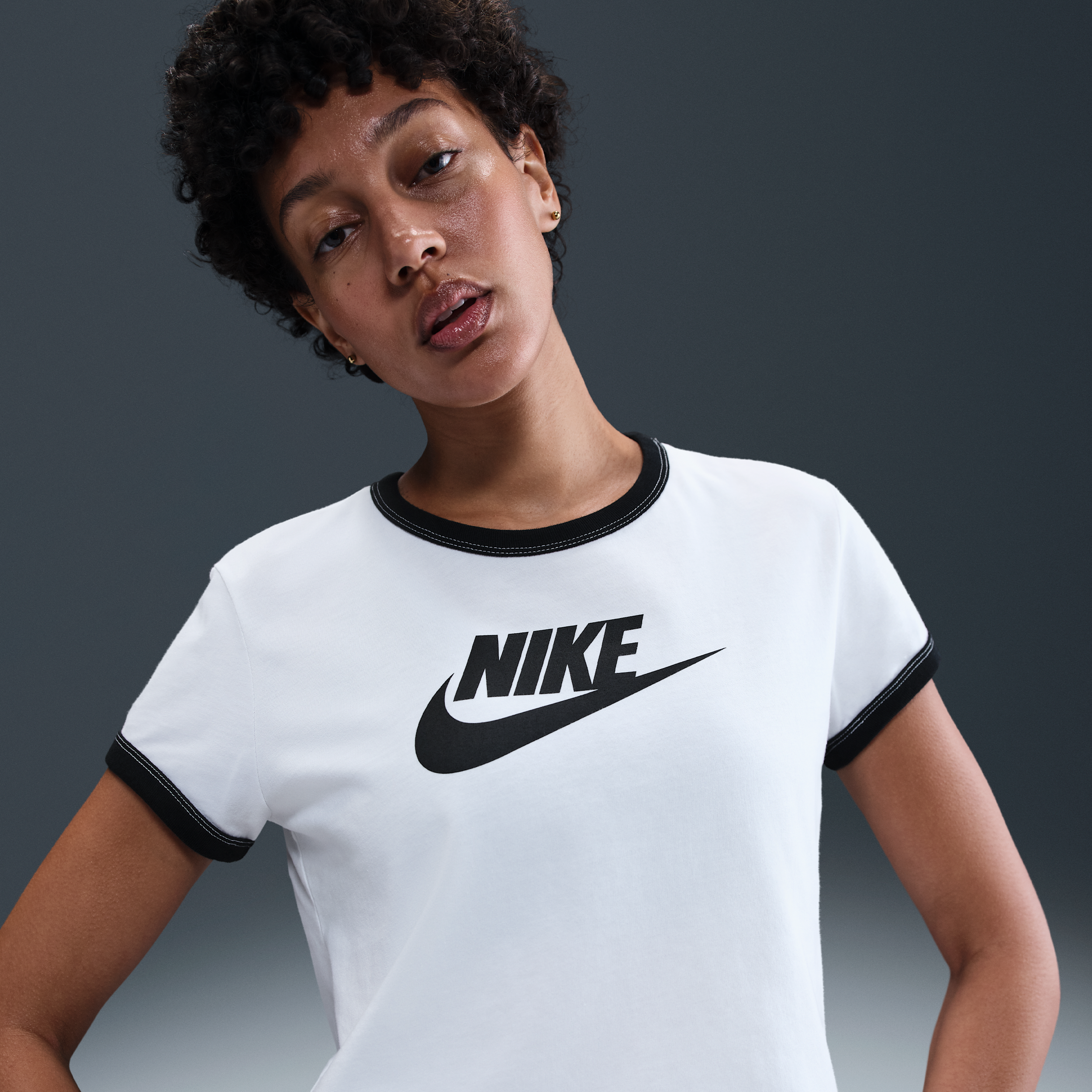 Playera ringer con gráfico para mujer Nike Sportswear - Blanco