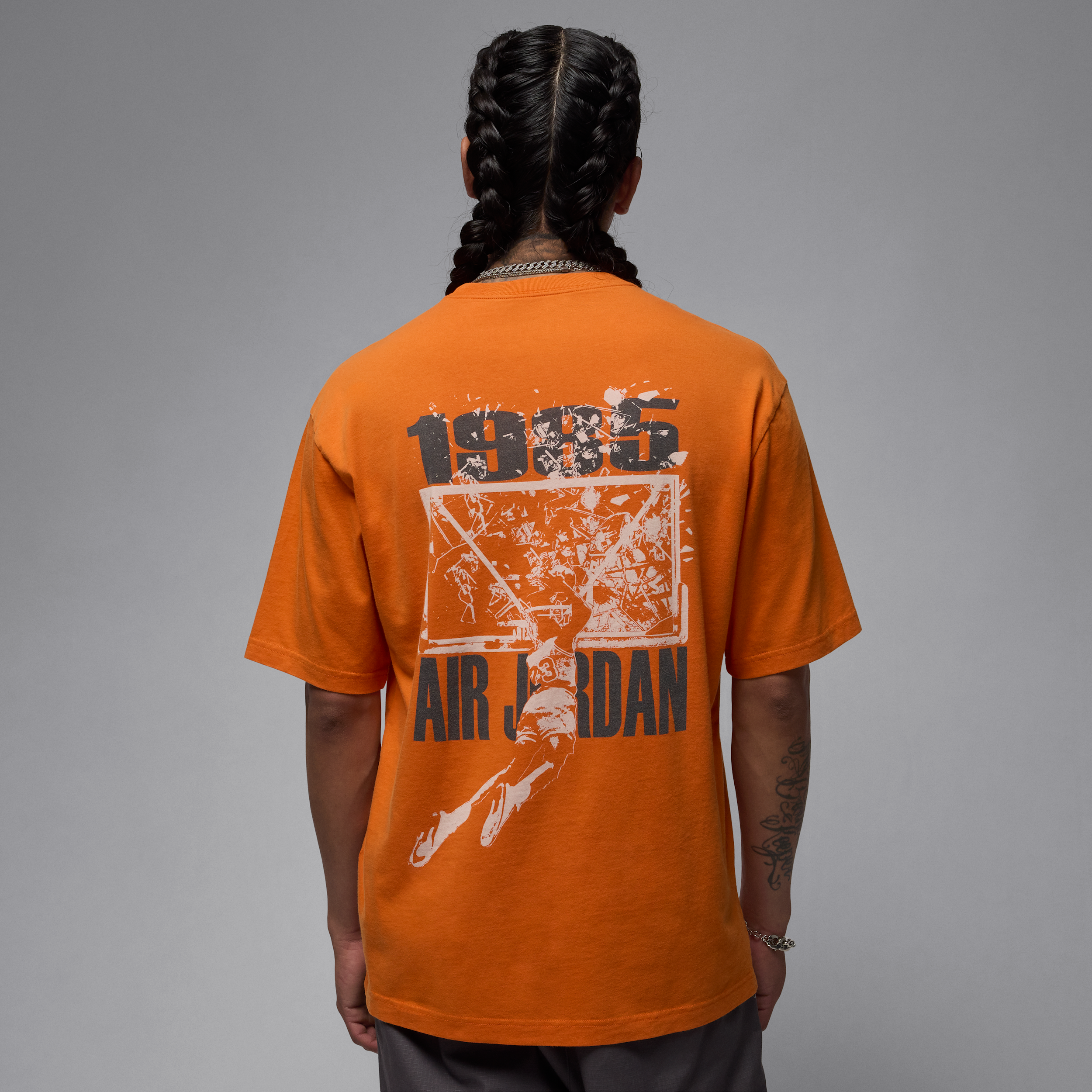 Jordan Brooklyn Playera oversized con gráfico para hombre - Naranja