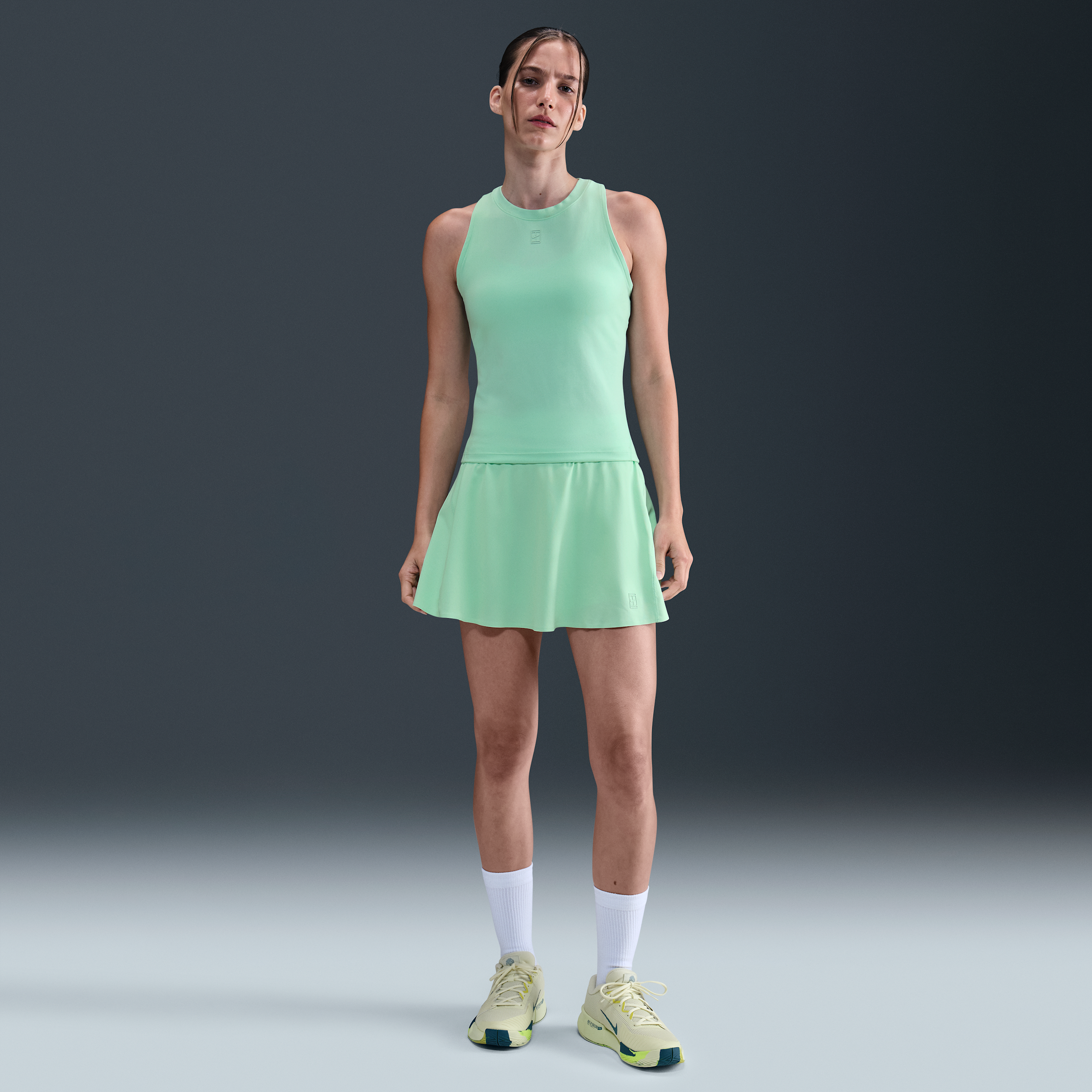 Falda de tenis Dri-FIT corta para mujer NikeCourt Advantage - Verde - 50% Poliés