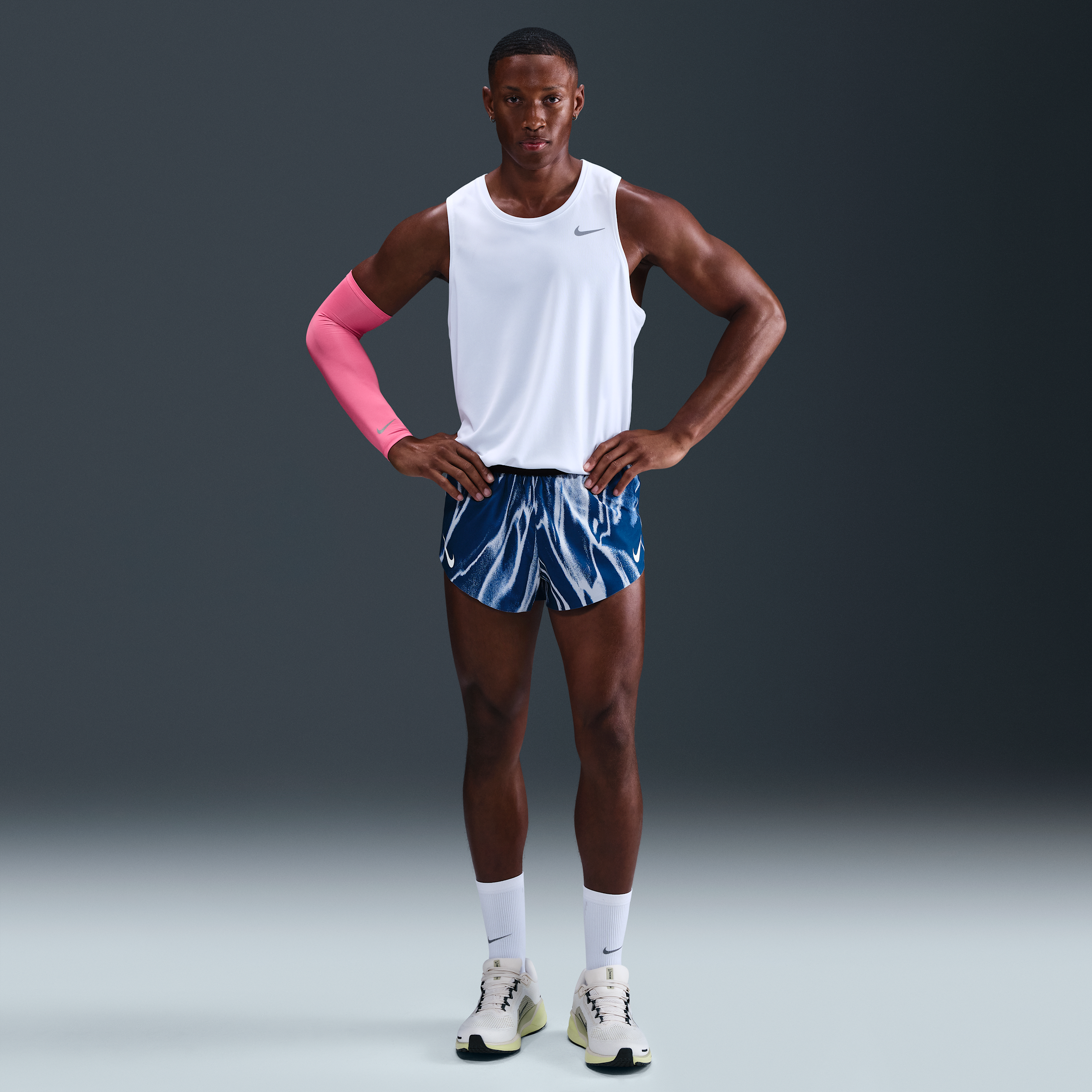 Shorts de correr Dri-FIT ADV de 5 cm para hombre Nike AeroSwift - Azul - 50% Pol
