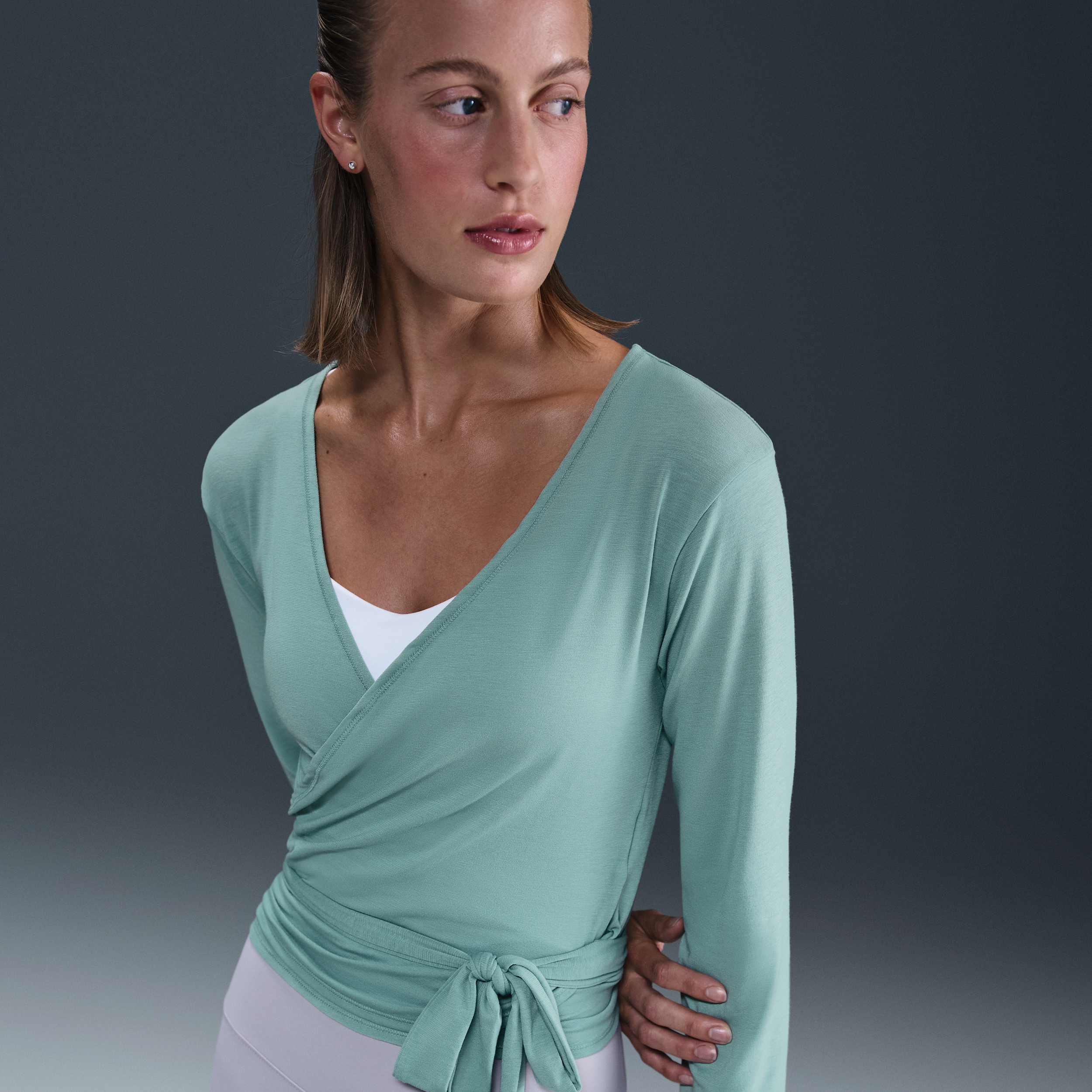 Playera Dri-FIT para mujer Nike One Relaxed - Verde