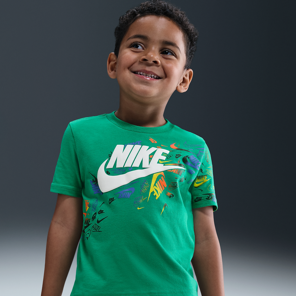 Playera infantil Nike Club Revealed - Verde