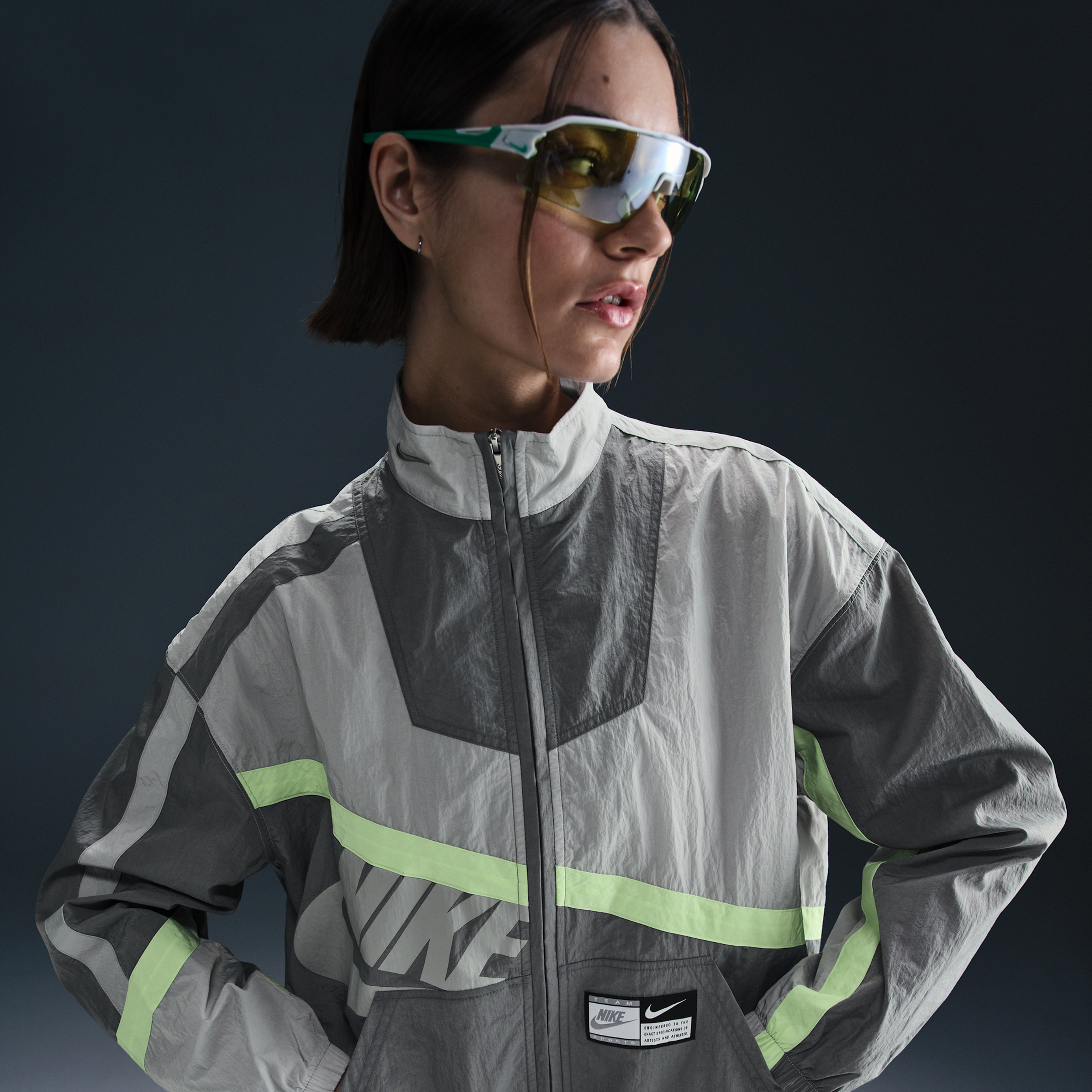Chamarra de tejido Woven oversized para mujer Nike Sportswear - Gris - 50% Polié