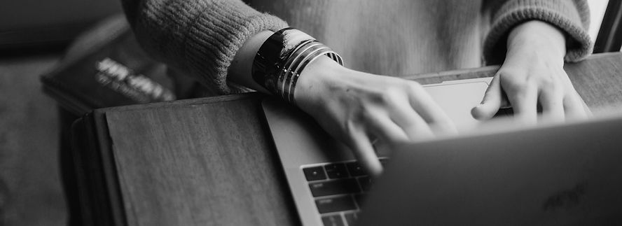 christin-hume-Hcfwew744z4-unsplash nb.jpg