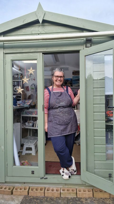 My lovely 'shedio' looks at it's best in the sunshine.