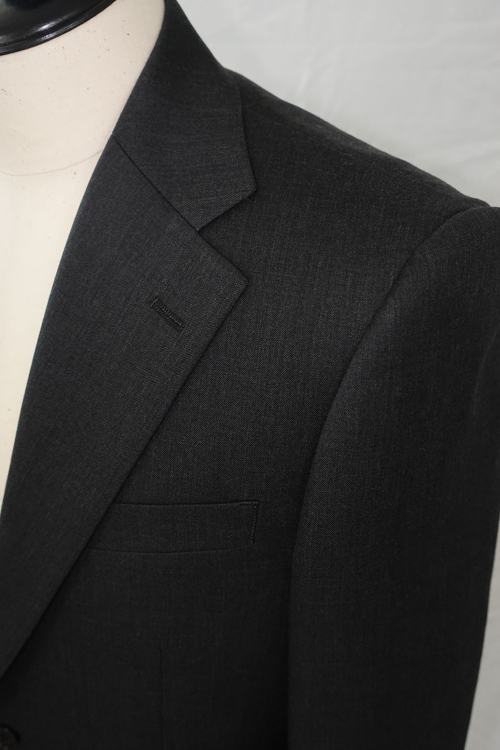 サムネイル： Cool Negotiation Suits Slim