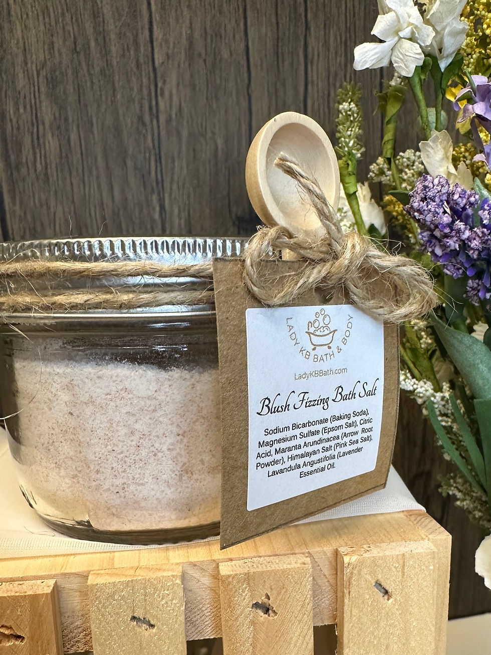 Thumbnail: Blush Fizzing Bath Salts