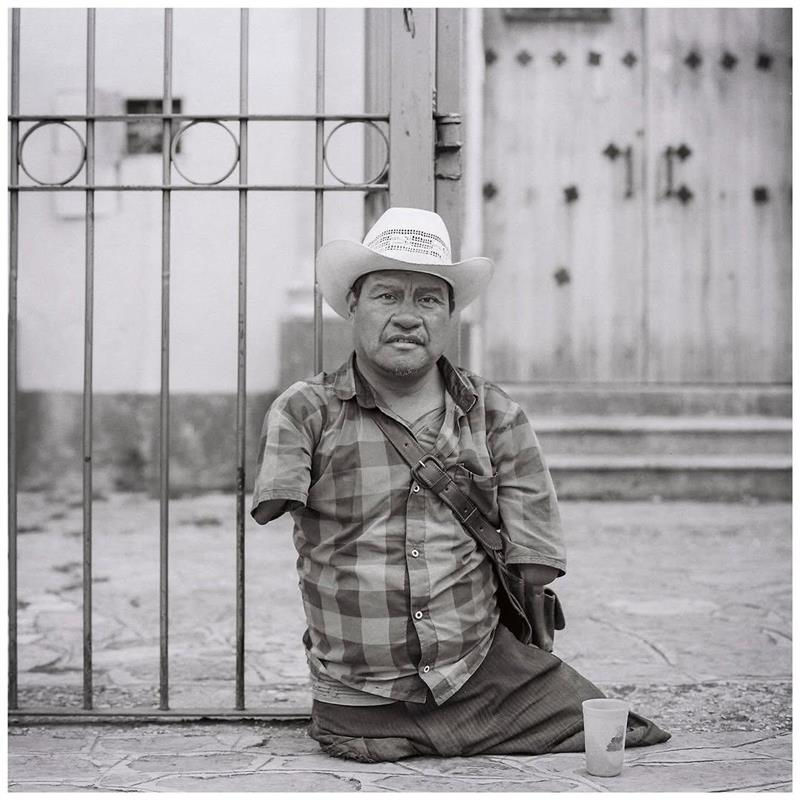 •Chiapas on film•
Shot with the RZ67 + Portra 400/Ilford HP5 400 Plus
Photographer: @martybeenhot