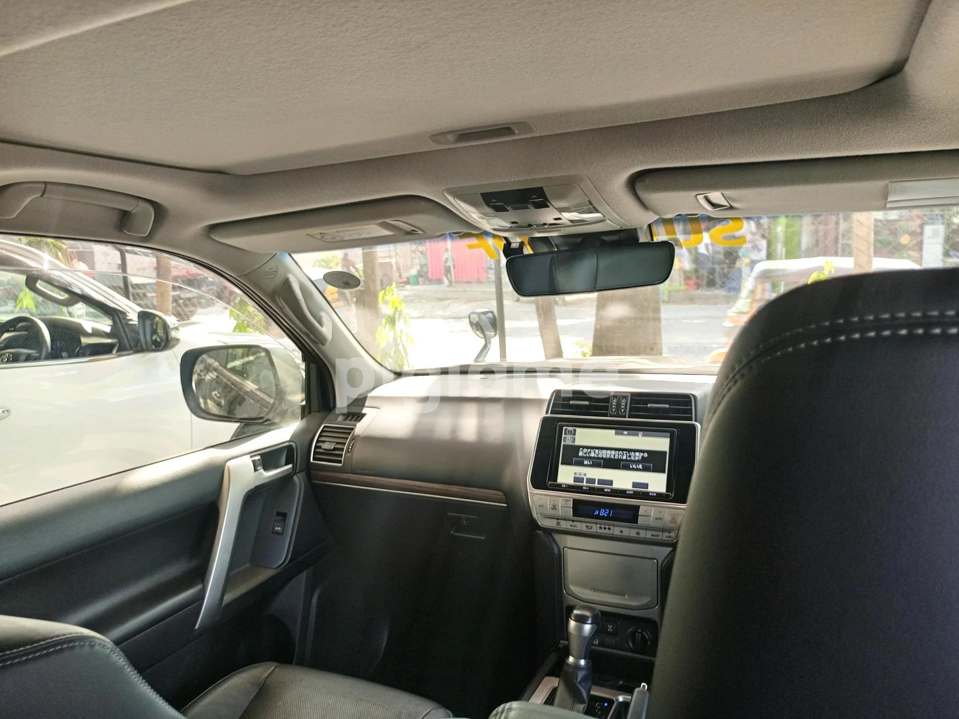 the TX-L comes in premium leather upholstery