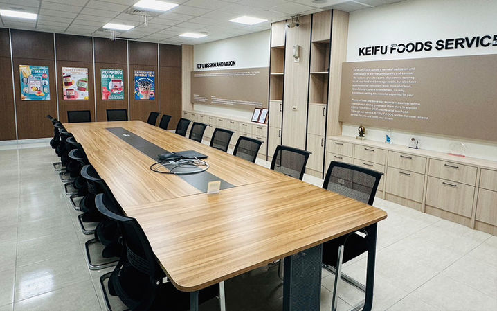 Corporate meeting room of a Taiwan bubble tea supplier specializing in global export and private label services.