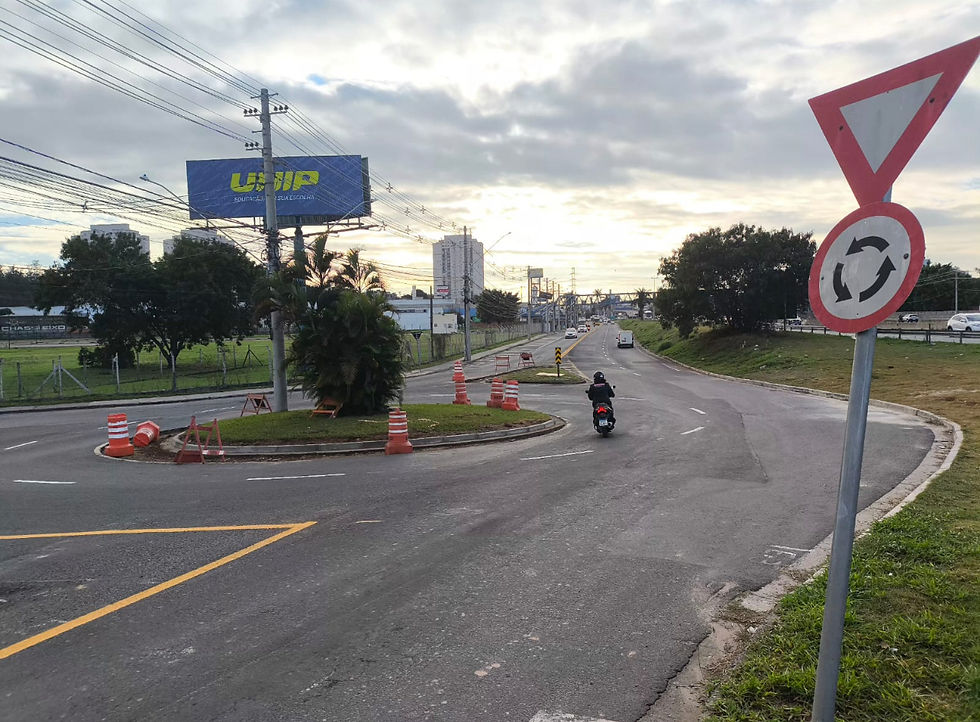 Av. Armando Giassetti