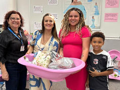 Mais de 20 gestantes recebem kits do Meu Bebê do Fundo Social em outubro