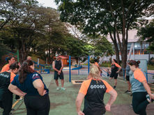 Projeto de atividades físicas para cozinheiros da rede municipal de ensino mira na prevenção e autocuidado