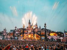 Trabalhe no Tomorrowland Brasil 2025: empresa abre 30 vagas para funções de acesso e orientação