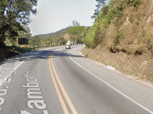 Dupla armada rouba motociclista na Rodovia Edgard Máximo Zambotto