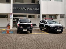 Homem é preso após furto de panelas de restaurante em JundiaÃ
