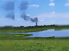 Avião de pequeno porte cai e mata duas pessoas no interior de SP