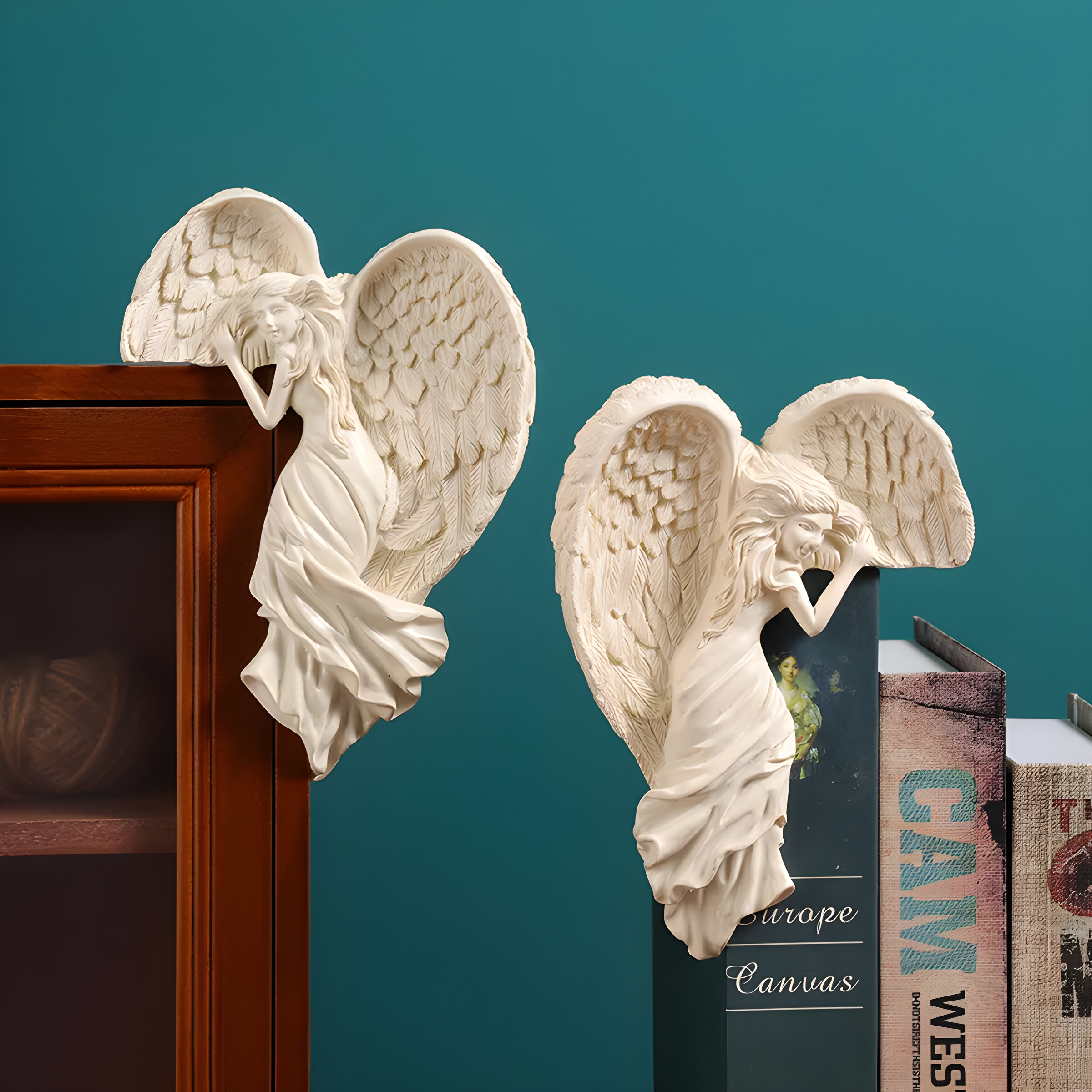 Peaceful Guardian Angel Doorframe Accent