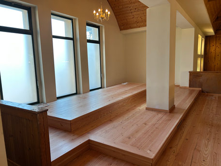 Kliknij aby zobaczyć realizacje podłóg drewnianych