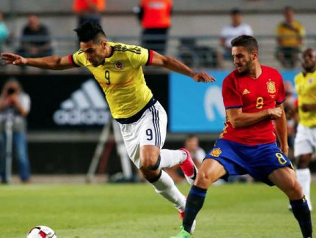 PENSANDO EN LA ELIMINATORIA SURAMERICANA, COLOMBIA ENFRENTO A ESPAÑA IGUALANDO A DOS GOLES.