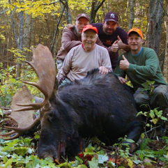 Jason Tremblay Morneau, guide de chasse à l'orignal