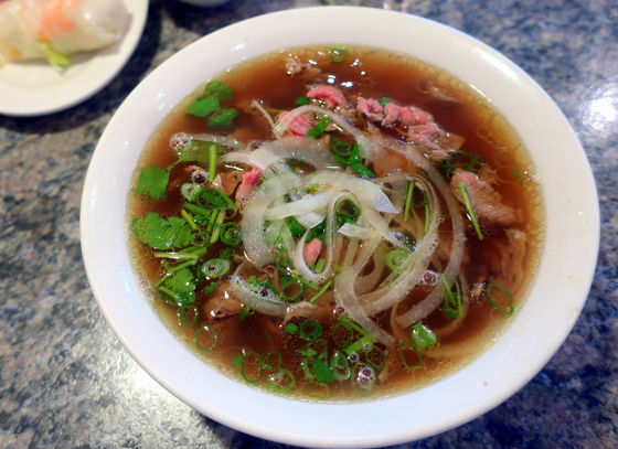 Restaurant Review: Phở Hoàn Pasteur