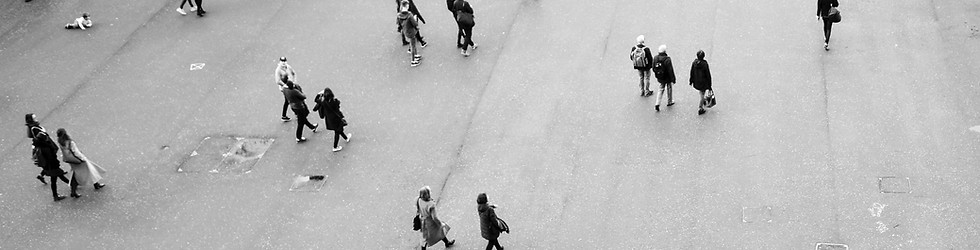 la gente que recorre