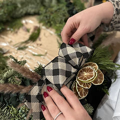 Fresh & Dried Wreath Making at Studio Mooi