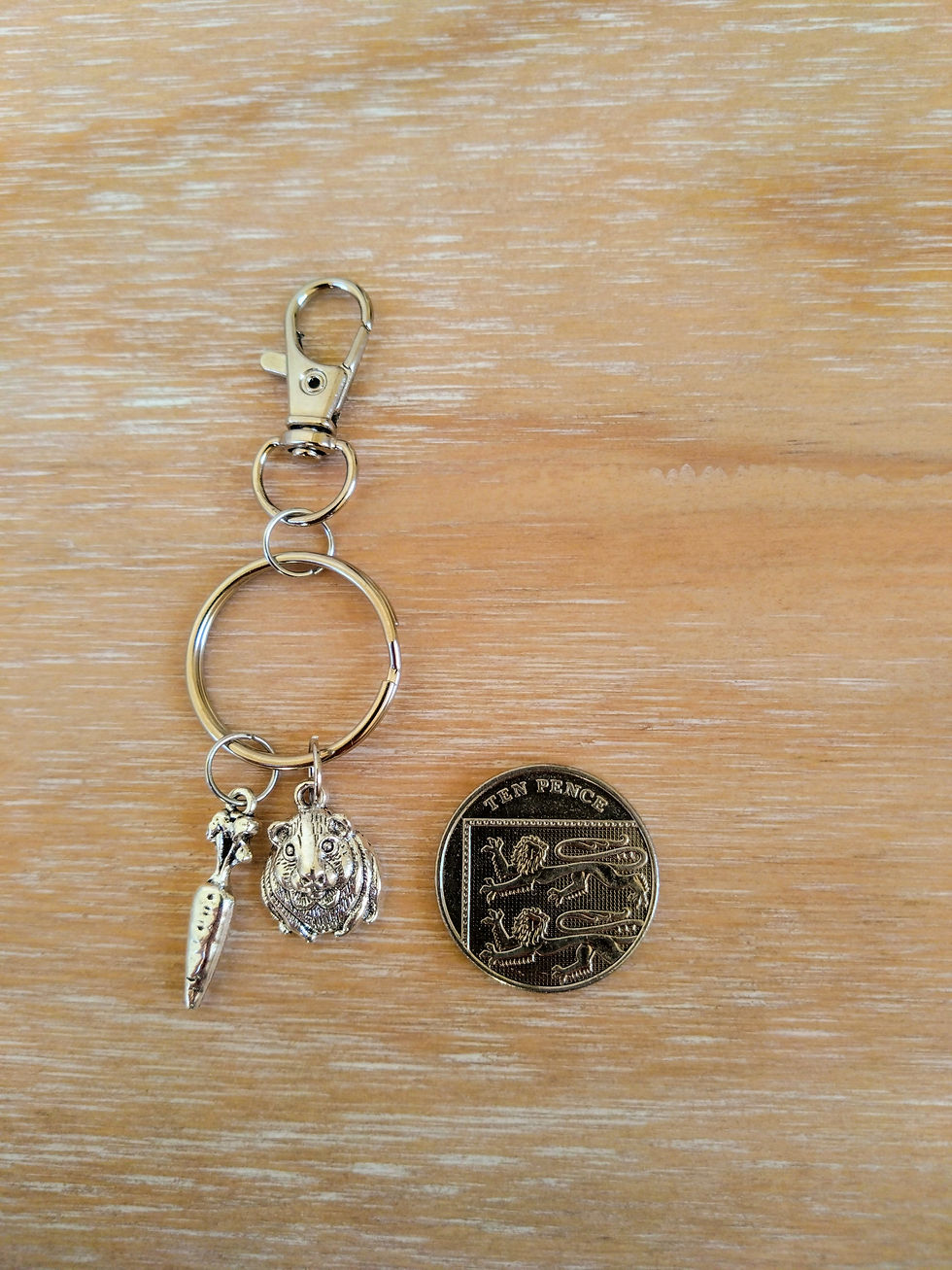 Thumbnail: Guinea Pig keyring/bag charm